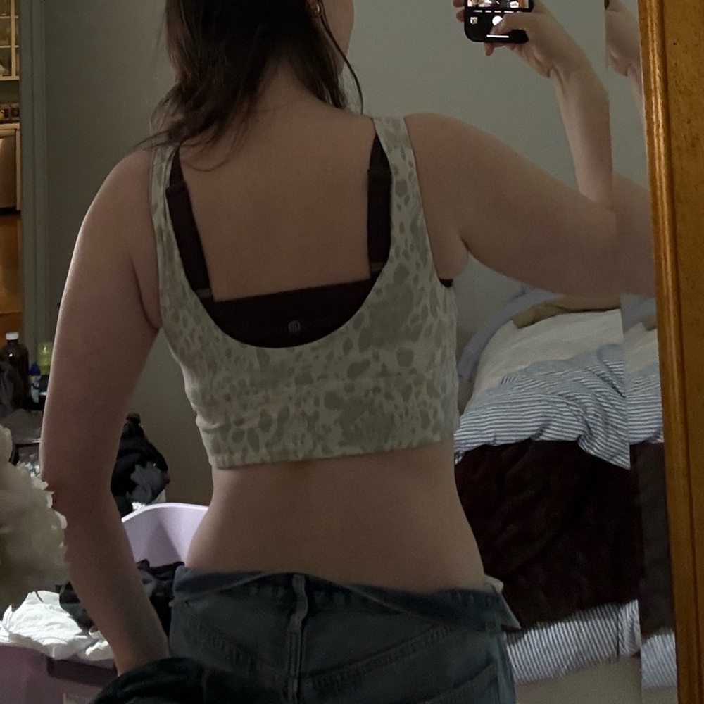 Lululemon Align Bra C/D Cup White Leopard Print / Snow Cheetah Top - Picture 2 of 4